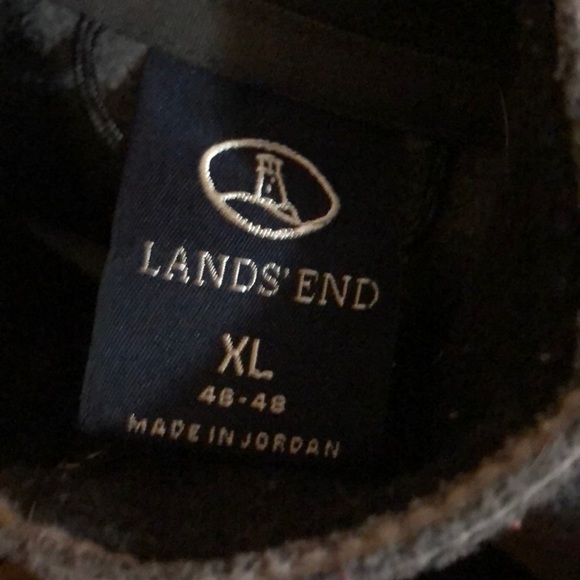 Lands’ End Black and Grey Pullover - Picture 3 of 3
